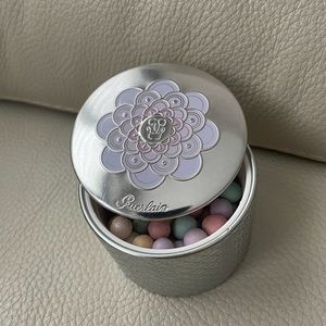Guerlain, Meteorites Illuminating Powder Pearls, 02 Light